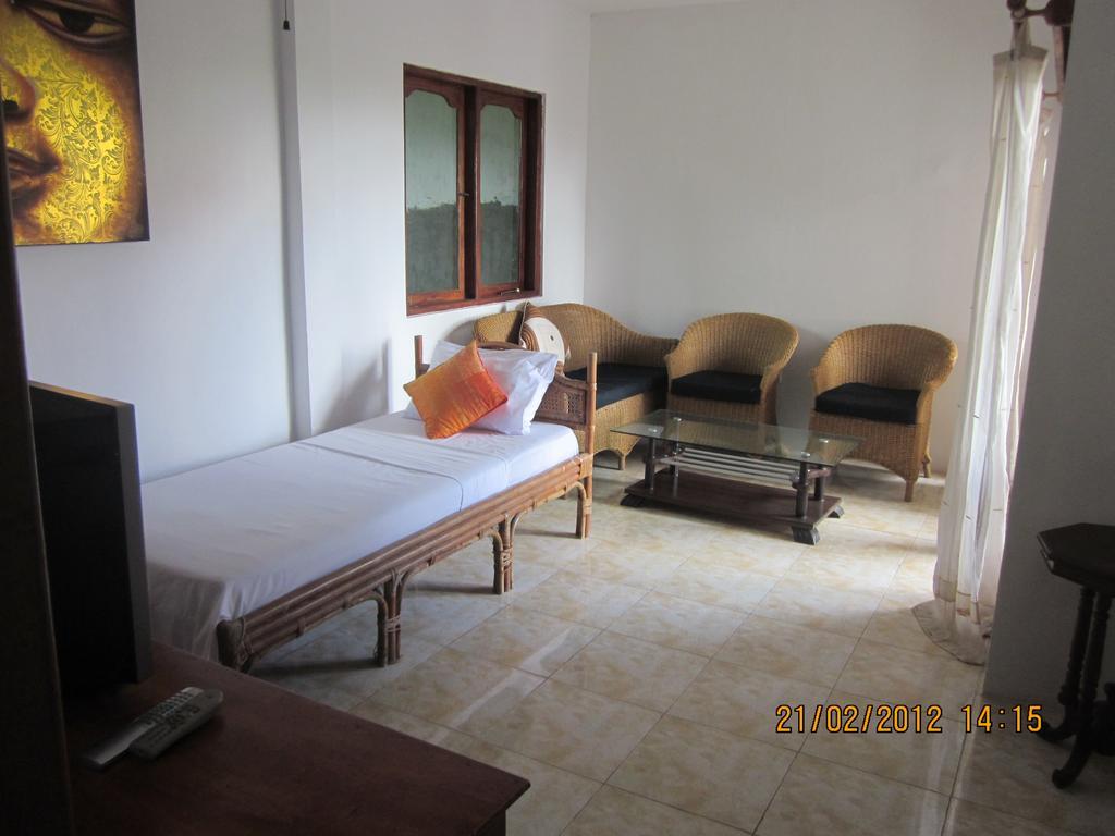 Puri Oka Beach Bungalows Candidasa Exterior foto